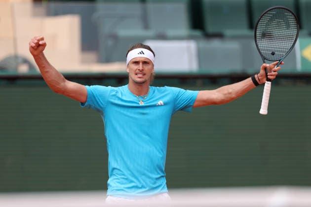 Rolex Monte-Carlo Masters - Day Six Alexander Zverev of Germany celebrates after winning his quarter final match against Joao Fonseca of Brazil on day Six of the Rolex Monte-Carlo Masters at Monte-Carlo Country Club on April 10, 2025 in Monte-Carlo, Monaco. Monaco Monte-Carlo Country Club Monte_Carlo Monaco Copyright: xAllstarxPicturexLibraryxLtdx