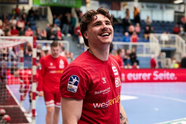 10.04.2026, 27. Spieltag der 2. Handball Bundesliga, TuSEM Essen - HBW Balingen Weilstetten. Finn Wolfram (TuSEM Essen) lacht. Essen Am Hallo NRW Deutschland xRHR-FOTO DEx *** 10 04 2026, 27 Matchday of the 2 Handball Bundesliga, TuSEM Essen HBW Balingen Weilstetten Finn Wolfram TuSEM Essen laughs Essen Am Hallo NRW Germany xRHR PHOTO DEx Copyright: DennisxEwert RHR-FOTOx RHR-FOTO DE