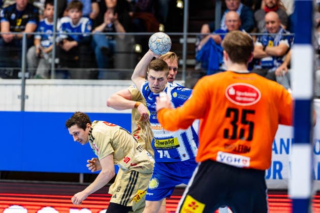 10.04.2026, GER, Handball, Maenner, Saison 25 26, Daikin 1.Bl, 28.Spieltag, ThSV Eisenach - TSV Hannover-Burgdorf Vincent Buechner (ThSV Eisenach,74) 99817 Eisenach Werner-Assmann-Halle Am Sportp Thueringen Deutschland