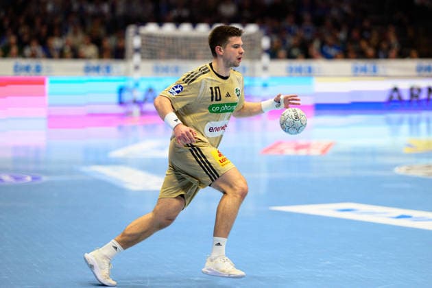 Renars Uscins (TSV Hannover-Burgdorf, 10) GER, ThSV Eisenach gegen TSV Hannover-Burgdorf, 1. Daikin Handballbundesliga, Handball, 28.Spieltag, Saison 2025 2026, 19.00 Uhr, 10.04.2026 GER, ThSV Eisenach gegen TSV Hannover-Burgdorf, 1. Daikin Handballbundesliga, Handball, 28.Spieltag, Saison 2025 2026, 19.00 Uhr, 10.04.2026 Eisenach *** Renars Uscins TSV Hannover Burgdorf, 10 GER, ThSV Eisenach vs TSV Hannover Burgdorf, 1 Daikin Handballbundesliga, Handball, 28 Matchday, Season 2025 2026, 19 00 hrs, 10 04 2026 GER, ThSV Eisenach vs TSV Hannover Burgdorf, 1 Daikin Handballbundesliga, Handball, 28 Matchday, Season 2025 2026, 19 00 hrs, 10 04 2026 Eisenach Copyright: xEibner-Pressefoto MartinxHerbstx EP_MHT