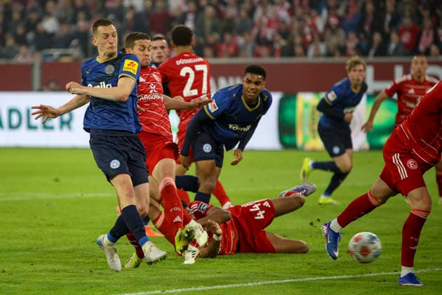 10.04.2026, GER, Fussball, Herren, 2. BL, Saison 2025 2026, Fortuna Düsseldorf - Holstein Kiel Ivan Nekic (Kiel) erzielt das Tor zum 1:2 Düsseldorf Merkur Spiel-Arena Nordrhein-Westfalen Deutschland *** 10 04 2026, GER, Soccer, Men, 2 BL, Season 2025 2026, Fortuna Düsseldorf Holstein Kiel Ivan Nekic Kiel scores the goal for 1 2 Düsseldorf Merkur Spiel Arena Nordrhein Westfalen Germany Copyright: xAdrianxSchlüterx