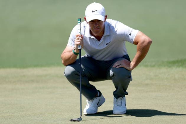 Golf 2026 Masters Tournament - Round 2 Rory McIlroy of Northern Ireland lines up a putt on Hole 2 in Round 2 of the 2026 Masters tournament in August, Georgia, USA, 10 April 2026. Augusta United States  Copyright: xCHRISxTORRESx