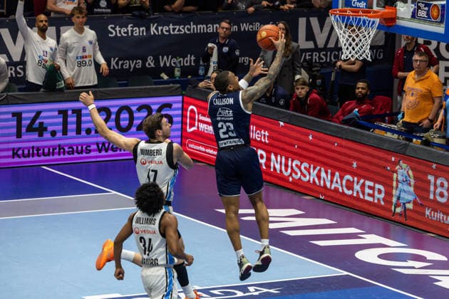 GER, easy-Credit Basketball-Bundesliga, Syntainics MBC - Veolia Towers Hamburg. 10.04.2026, Stadthalle, Weißenfels, GER, easy-Credit Basketball-Bundesliga, Syntainics MBC - Veolia Towers Hamburg. Charles Callison (Syntainics MBC, 23) Â Foto Alexander Trienitz Weißenfels Stadthalle Sachsen-Anhalt Deutschland