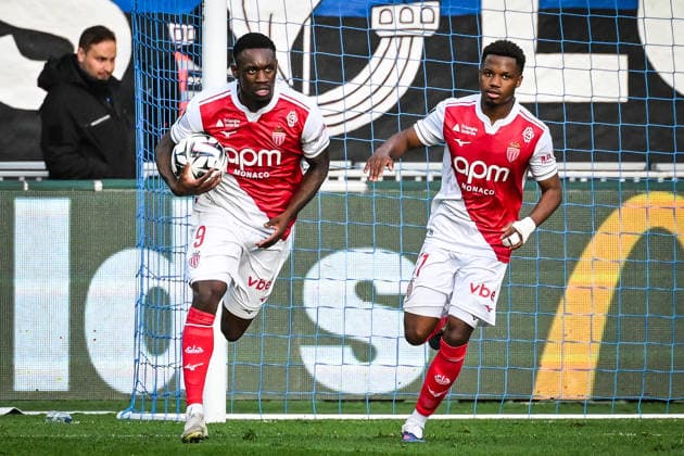 April 10, 2026, Paris, France, France: Folarin BALOGUN of Monaco celebrate his goal with Ansu FATI of Monaco during the Ligue 1 match between Paris FC and AS Monaco at Jean-Bouin Stadium on April 10, 2026 in Paris, France. Paris FC V AS Monaco - Ligue 1  - ZUMAm308 20260410_zsp_m308_012 Copyright: xMatthieuxMirvillex