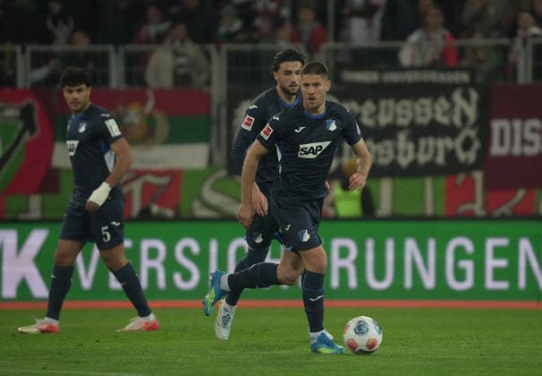 GER, 1.FBL, FC Augsburg vs TSG Hoffenheim 10.04.2026, WWK Arena, Augsburg, GER, 1.FBL, FC Augsburg vs TSG Hoffenheim , im Bild Andrej Kramaric (Hoffenheim) DFL regulations prohibit any use of photographs as image sequences and or quasi-video. *** GER, 1 FBL, FC Augsburg vs TSG Hoffenheim 10 04 2026, WWK Arena, Augsburg, GER, 1 FBL, FC Augsburg vs TSG Hoffenheim , im Bild Andrej Kramaric Hoffenheim DFL regulations prohibit any use of photographs as image sequences and or quasi video nordphotoxGmbHx xBratic nph00250
