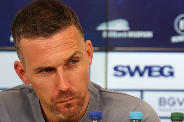 10.04.2026, xrekx, Fussball 2.Bundesliga, Karlsruher SC - Arminia Bielefeld v.l. Pressekonferenz Christian Eichner Trainer (Karlsruher SC) (DFL DFB REGULATIONS PROHIBIT ANY USE OF PHOTOGRAPHS as IMAGE SEQUENCES and or QUASI-VIDEO) Karlsruhe *** 10 04 2026, xrekx, Fußball 2 Bundesliga, Karlsruher SC Arminia Bielefeld v l Pressekonferenz Christian Eichner Trainer Karlsruher SC DFL DFB REGULATIONS PROHIBIT ANY USE OF PHOTOGRAPHS as IMAGE SEQUENCES and or QUASI VIDEO Karlsruhe