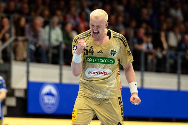 Justus Fischer (TSV Hannover-Burgdorf, 54) feiert den Sieg. GER, ThSV Eisenach gegen TSV Hannover-Burgdorf, 1. Daikin Handballbundesliga, Handball, 28.Spieltag, Saison 2025 2026, 19.00 Uhr, 10.04.2026 GER, ThSV Eisenach gegen TSV Hannover-Burgdorf, 1. Daikin Handballbundesliga, Handball, 28.Spieltag, Saison 2025 2026, 19.00 Uhr, 10.04.2026 Eisenach Copyright: xEibner-Pressefoto MartinxHerbstx EP_MHT