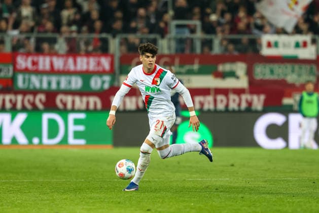 Rodrigo Ribeiro (FC Augsburg, 21),), GER, FC Augsburg vs. TSG 1899 Hoffenheim, Fussball, Bundesliga, 29. Spieltag, Saison 2025 2026, 10.04.2026, DFL DFB REGULATIONS PROHIBIT ANY USE OF PHOTOGRAPHS as IMAGE SEQUENCES and or QUASI-VIDEO, GER, FC Augsburg vs. TSG 1899 Hoffenheim, Fussball, Bundesliga, 29. Spieltag, Saison 2025 2026, 10.04.2026 Augsburg *** Rodrigo Ribeiro FC Augsburg, 21 , , GER, FC Augsburg vs TSG 1899 Hoffenheim, Football, Bundesliga, Matchday 29, Season 2025 2026, 10 04 2026, DFL DFB REGULATIONS PROHIBIT ANY USE OF PHOTOGRAPHS as IMAGE SEQUENCES and or QUASI VIDEO, GER, FC Augsburg vs TSG 1899 Hoffenheim, Football, Bundesliga, Matchday 29, Season 2025 2026, 10 04 2026 Augsburg Copyright: xEibner-Pressefoto JennixMaulx EP_JML