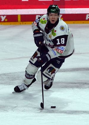 Köln, DEL, Saison 2025 2026, Playoffs semi Finale Spiel 2, Kölner Haie vs Eisbären Berlin , 10.04.2026. Lanxessarena Köln, Jonas Müller, Eisbären Berlin *** Cologne, DEL, season 2025 2026, playoffs semi finals game 2, Cologne Sharks vs Eisbären Berlin , 10 04 2026 Lanxessarena Cologne, Jonas Müller, Eisbären Berlin