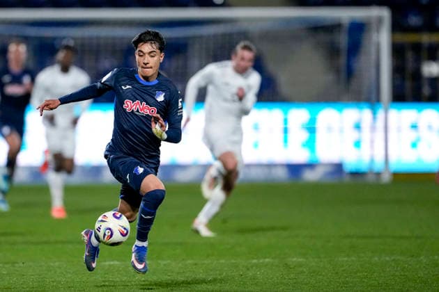 Deniz Zeitler (TSG II, 38), am Ball, Freisteller, Ganzkörper, Einzelbild, Einzelfoto, Aktion, Action, 10.04.2026, Sinsheim (Deutschland), Fussball, 3. Liga, TSG 1899 Hoffenheim II - 1. FC Schweinfurt 05, DFB DFL REGULATIONS PROHIBIT ANY USE OF PHOTOGRAPHS AS IMAGE SEQUENCES AND OR QUASI-VIDEO. *** Deniz Zeitler TSG II, 38 , on the ball, cropped, full body, single image, single photo, action, action, 10 04 2026, Sinsheim Germany , Soccer, 3 Liga, TSG 1899 Hoffenheim II 1 FC Schweinfurt 05, DFB DFL REGULATIONS PROHIBIT ANY USE OF PHOTOGRAPHS AS IMAGE SEQUENCES AND OR QUASI VIDEO xozx