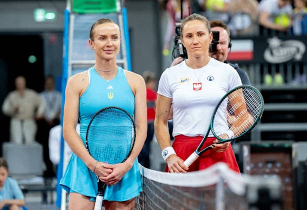 Katarzyna Kawa Vs Elina Svitolina - Billie Jean King Cup Qualifiers. Katarzyna Kawa of Poland and Elina Svitolina of Ukraine compete in the Billie Jean King Cup Qualifiers, women s singles tennis match at the PreZero Arena in Gliwice, Poland, on April 10, 2026. Gliwice Poland  Copyright: xMarcinxGolbax originalFilename:golba-katarzyn260410_npCKs.jpg