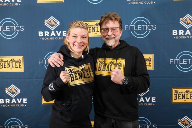 Boxen: Brave Boxing by Nina Meinke, Gym Eröffnung, Berlin, 10.04.2026 Nina Meinke und Vater Christian Meinke *** Boxing Brave Boxing by Nina Meinke, Gym opening, Berlin, 10 04 2026 Nina Meinke and father Christian Meinke
