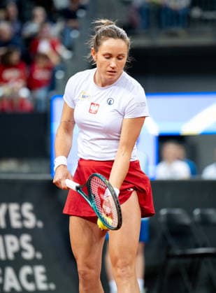 Katarzyna Kawa Vs Elina Svitolina - Billie Jean King Cup Qualifiers. Katarzyna Kawa of Poland competes in the Billie Jean King Cup Qualifiers, women s singles tennis match against Ukraine at the PreZero Arena in Gliwice, Poland, on April 10, 2026. Gliwice Poland  Copyright: xMarcinxGolbax originalFilename:golba-katarzyn260410_np5y1.jpg