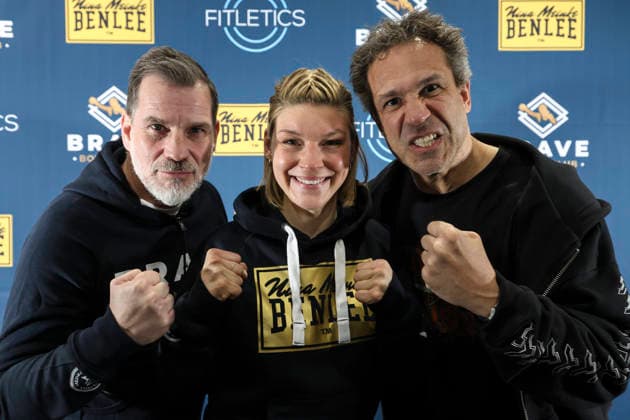 Boxen: Brave Boxing by Nina Meinke, Gym Eröffnung, Berlin, 10.04.2026 v.l.: Trainer KAy Huste, Nina Meinke und Evil Jared *** Boxing Brave Boxing by Nina Meinke, Gym opening, Berlin, 10 04 2026 f l Trainer KAy Huste, Nina Meinke and Evil Jared