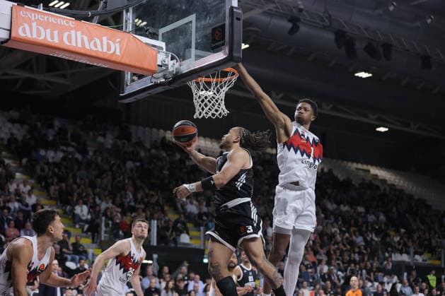 03 Carsen EDWARDS Virtus Bologna Match BASKETBALL - EUROLEAGUE Virtus Bologna vs Kosner Baskonia Vitoria-Gasteiz 10-04-2026 01 Mamadi Diakite Vitoria-Gasteiz Match BASKETBALL - EUROLEAGUE Virtus Bologna vs Kosner Baskonia Vitoria-Gasteiz 10-04-2026 during Virtus Bologna vs Baskonia Vitoria, Basketball Euroleague match in Bologna, Italy, April 10 2026  Copyright: xValentinoxOrsini IPAxSportx xipa-agency.netx xx IPA_73875479 IPA_Agency_IPA73875479
