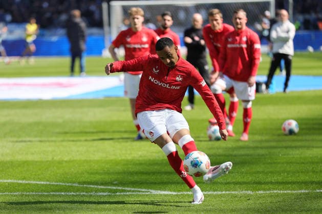 BERLIN, DEUTSCHLAND - APRIL 11: Kenny-Prince Redondo (Kaiserslautern, 11) during warm-up training, during the match in the 2. German Bundesliga: Hertha BSC - 1. FC Kaiserslautern at Olympiastadion on matchday 29 on April 11, 2026 in Berlin, Deutschland. DFB regulations prohibit any use of photographs as image sequences and or quasi video. Berlin Deutschland Copyright: xO.Franke,xSportblen.dex