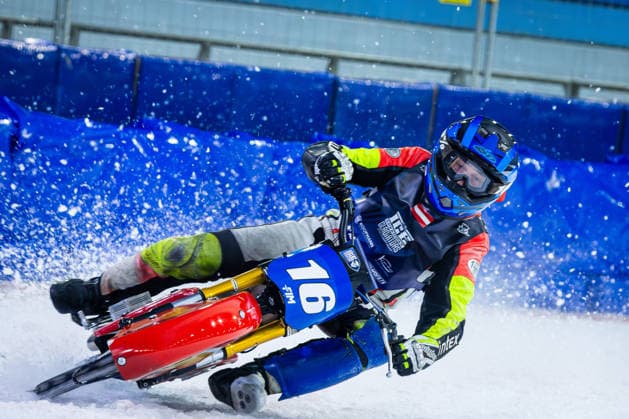 Heerenveen, Niederlande 11. April 2026: FIM Ice Speedway Gladiators Einzel-Weltmeisterschaft Finale 3 in Heerenveen - Training Im Bild: Harald Simon (AUT) Thialf Eisstadion *** Heerenveen, Netherlands 11 April 2026 FIM Ice Speedway Gladiators Individual World Championship Final 3 in Heerenveen Training Pictured Harald Simon AUT Thialf Eisstadion Copyright: xFotostandx xGelhotx
