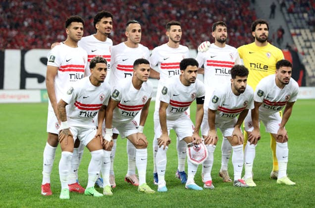 CRB vs Zamalek Coupe de Confederation africaine (CAF ) 25 26 Les joueurs titulaires de Zamalek sc, posent pour une photo de groupe avant le match demi final allez Coupe de Confederation africaine (CAF )25 26 entre CR Belouizdad d Algerie et zamalek sc, au satde nelsan mondela a Alger en Algerie le 10 Avril 2026 (Photo By Billel Bensalem APP) Alger Algerie Copyright: xAlgÃ riexPressexPhotosxBillelxBensalemx xAPPx IMG_9373