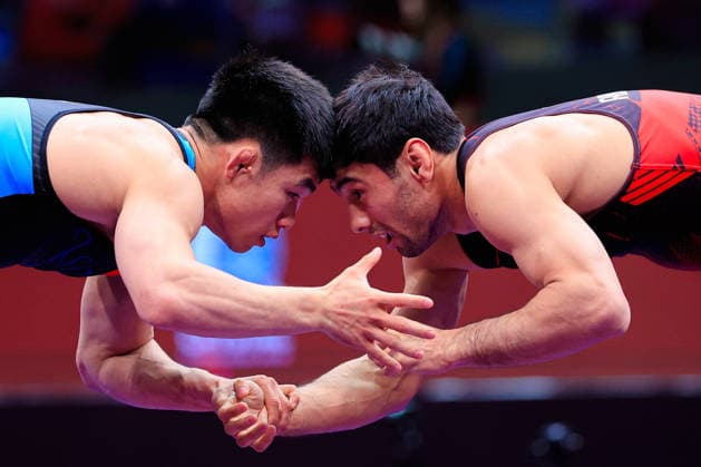 Senior Wrestling Asian Championships 61kg FS - Gulomjon Abdullaev (UZB) df. Wanhao Zou (CHN) *** Senior Wrestling Asian Championships 61kg FS Gulomjon Abdullaev UZB df Wanhao Zou CHN Copyright: xKostadinxAndonovx xUnitedxWorldxWrestlingx Kostadin Andonov United World Wrestling