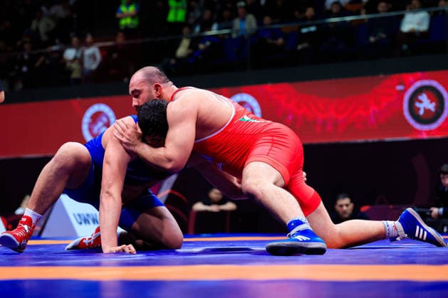 Senior Wrestling Asian Championships 125kg FS - Amir Hossein Abbas Zare (IRI) df. Yedige Kassimbek (KAZ) *** Senior Wrestling Asian Championships 125kg FS Amir Hossein Abbas Zare IRI df Yedige Kassimbek KAZ Copyright: xKostadinxAndonovx xUnitedxWorldxWrestlingx Kostadin Andonov United World Wrestling