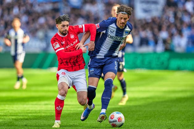 Dawid Kownacki (Hertha BSC, 09), Semih Sahin (1. FC Kaiserslautern, 08), GER, Hertha BSC vs. ,1. FC Kaiserslautern, 2. Bundesliga, Saison 2025 2026, 29. Spieltag, 11.04.2026 (DFL REGULATIONS PROHIBIT ANY USE OF PHOTOGRAPHS AS IMAGE SEQUENCES AND OR QUASI - VIDEO). GER, Hertha BSC vs. ,1. FC Kaiserslautern, 2. Bundesliga, Saison 2025 2026, 29. Spieltag, 11.04.2026 Berlin
