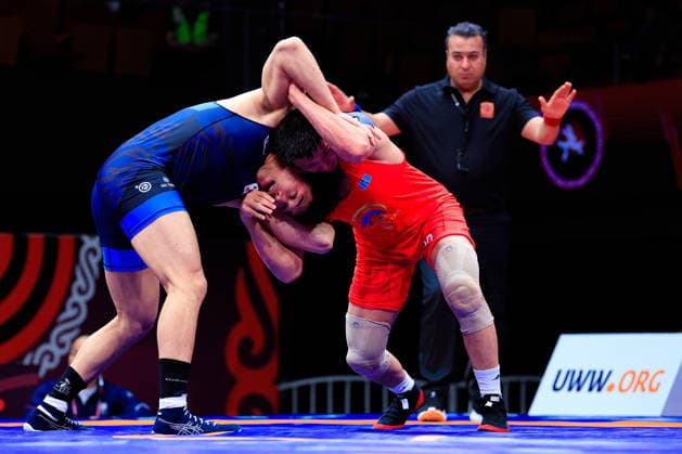 Senior Wrestling Asian Championships 86kg FS - Bolat Sakayev (KAZ) df. Gyeongyeon Lee (KOR) *** Senior Wrestling Asian Championships 86kg FS Bolat Sakayev KAZ df Gyeongyeon Lee KOR Copyright: xKostadinxAndonovx xUnitedxWorldxWrestlingx Kostadin Andonov United World Wrestling