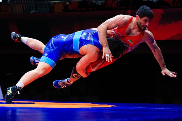 Senior Wrestling Asian Championships 86kg FS - Kamran Ghorban Ghasempour (IRI) df. Yudai Takahashi (JPN) *** Senior Wrestling Asian Championships 86kg FS Kamran Ghorban Ghasempour IRI df Yudai Takahashi JPN Copyright: xKostadinxAndonovx xUnitedxWorldxWrestlingx Kostadin Andonov United World Wrestling