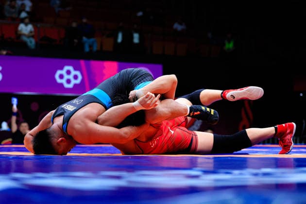 Senior Wrestling Asian Championships 92kg FS - Hade Ayidusi (CHN) df. Seohyun Cha (KOR) *** Senior Wrestling Asian Championships 92kg FS Hade Ayidusi CHN df Seohyun Cha KOR Copyright: xKostadinxAndonovx xUnitedxWorldxWrestlingx Kostadin Andonov United World Wrestling