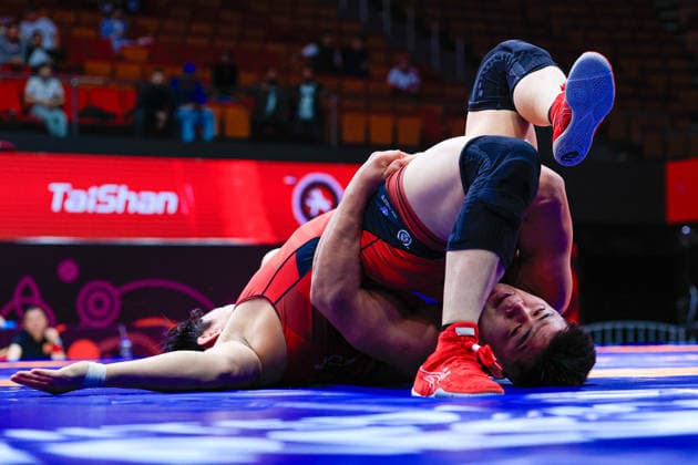 Senior Wrestling Asian Championships 92kg FS - Hade Ayidusi (CHN) df. Seohyun Cha (KOR) *** Senior Wrestling Asian Championships 92kg FS Hade Ayidusi CHN df Seohyun Cha KOR Copyright: xKostadinxAndonovx xUnitedxWorldxWrestlingx Kostadin Andonov United World Wrestling
