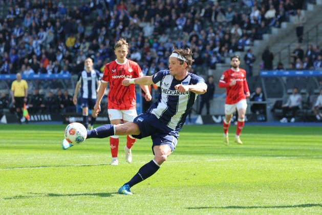 BERLIN, DEUTSCHLAND - APRIL 11: Fabian Reese (Hertha, 11), shoots at the goal, during the match in the 2. German Bundesliga: Hertha BSC - 1. FC Kaiserslautern at Olympiastadion on matchday 29 on April 11, 2026 in Berlin, Deutschland. DFB regulations prohibit any use of photographs as image sequences and or quasi video. Berlin Deutschland Copyright: xO.Frankex