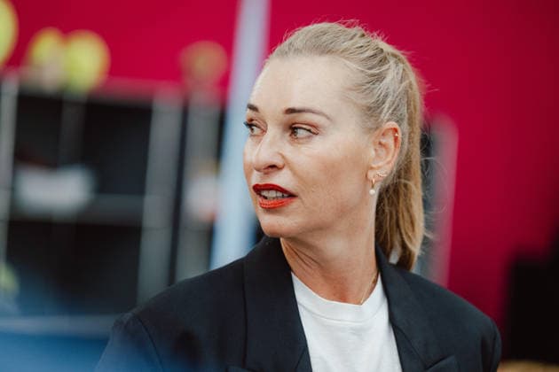 TENNIS - WTA, Tennis Damen Upper Austria Ladies Linz LINZ,AUSTRIA,11.APR.26 - TENNIS - WTA Tour, Upper Austria Ladies Linz. Image shows Barbara Schett-Eagle.  GEPAxpictures xAlexanderxSolc