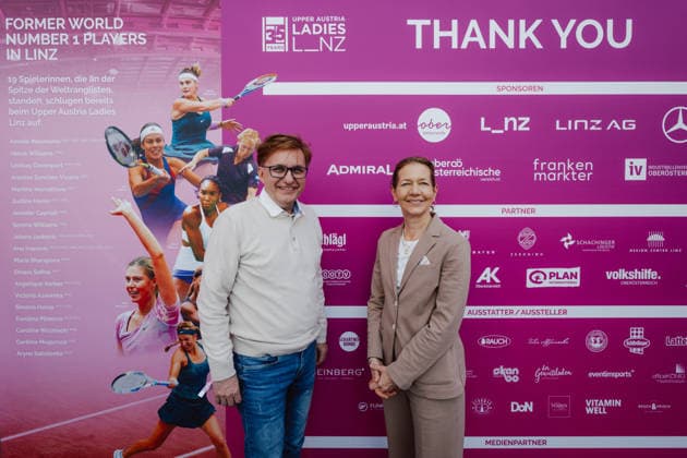 TENNIS - WTA, Tennis Damen Upper Austria Ladies Linz LINZ,AUSTRIA,11.APR.26 - TENNIS - WTA Tour, Upper Austria Ladies Linz. Image shows Juergen Irsigler (Admiral Sportwetten) and tournament director Sandra Reichel.  GEPAxpictures xAlexanderxSolc