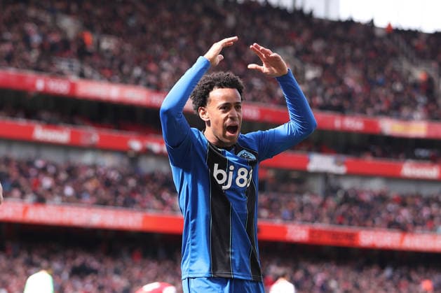 11th April 2026; Emirates Stadium, London, England; Premier League Football, Arsenal versus Bournemouth; Tyler Adams of Bournemouth celebrate their team goal by Alex Scott in the 74th minute for 1-2 KatiexChan