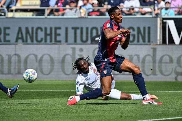 Warren Bondo of US Cremonese during Cagliari Calcio vs US Cremonese, Italian soccer Serie A match in Cagliari, Italy, April 11 2026  Copyright: xLuigixCanu IPAxSportx xipa-agency.netx xx IPA_73886047 IPA_Agency_IPA73886047