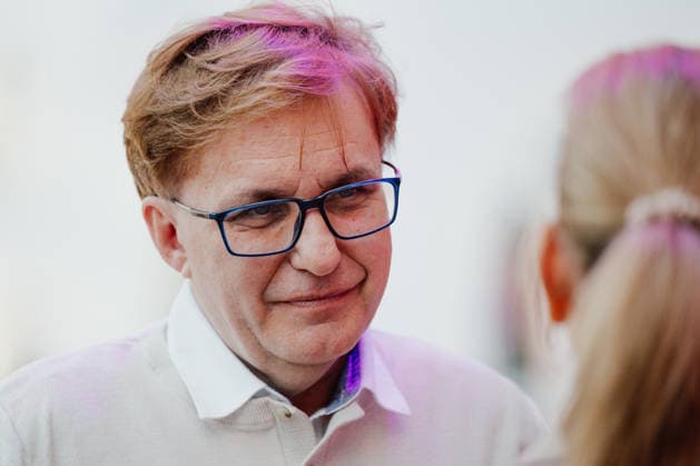 TENNIS - WTA, Tennis Damen Upper Austria Ladies Linz LINZ,AUSTRIA,11.APR.26 - TENNIS - WTA Tour, Upper Austria Ladies Linz. Image shows Juergen Irsigler (Admiral Sportwetten) .  GEPAxpictures xAlexanderxSolc