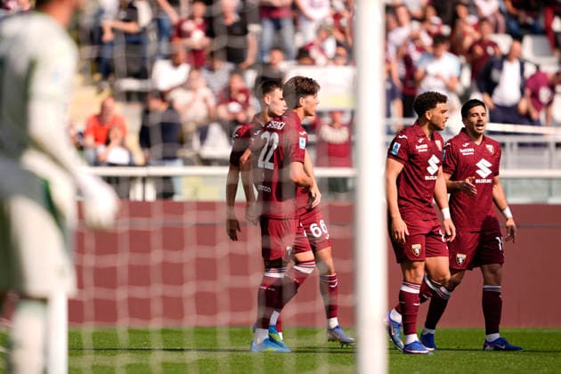 Torino™s Cesare Casadei celebrates after scoring the 2-1 goal for his team during the Serie A soccer match between Torino Fc and Hellas Verona at the Stadio Olimpico Grande Torino in Turin, north west Italy - April 11, 2026. - Soccer  Copyright: xFabioxFerrari LaPressex
