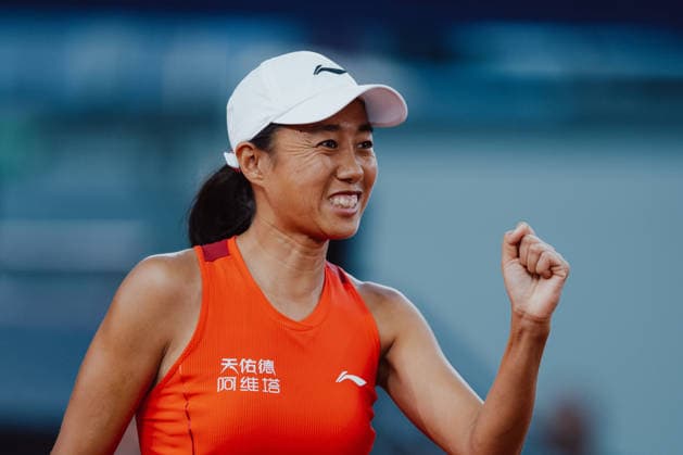 TENNIS - WTA, Tennis Damen Upper Austria Ladies Linz LINZ,AUSTRIA,11.APR.26 - TENNIS - WTA Tour, Upper Austria Ladies Linz. Image shows the rejoicing of Shuai Zhang (CHN).  GEPAxpictures xAlexanderxSolc