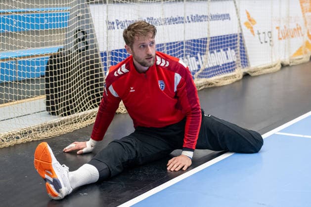 Jan Hrdlicka (SG BBM Bietigheim, 96) beim Aufwaermen. TSV Bayer Dormagen vs. SG BBM Bietigheim, Handball, 2. HBL, 27. Spieltag, Saison 2025 2026, 11.04.2026 TSV Bayer Dormagen vs. SG BBM Bietigheim, Handball, 2. HBL, 27. Spieltag, Saison 2025 2026, 11.04.2026 Dormagen Copyright: xEibner-Pressefoto ThomasxHaeslerx EP_THR