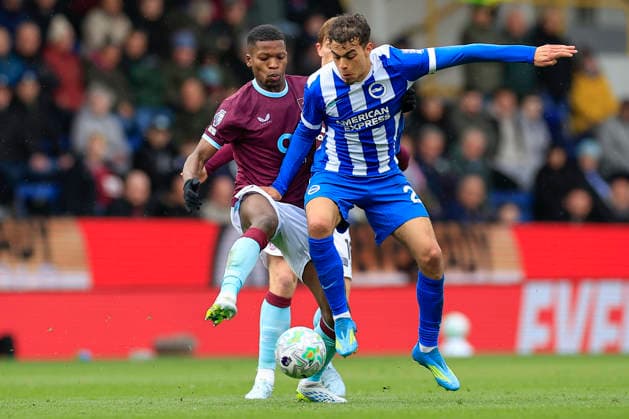 Burnley v Brighton and Hove Albion, Premier League Yasin Ayari (26) of Brighton & Hove Albion is challenged by Florentino Luis (16) of Burnley during the Premier League match between Burnley and Brighton and Hove Albion at Turf Moor, Burnley, UK on 11 April 2026. Burnley Turf Moor Lancashire UK Editorial use only DataCo restrictions apply See www.football-dataco.com , Copyright: xConorxMolloyx PSI-24053-0067
