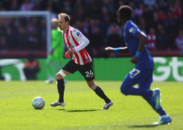 Brentford v Everton, English Premier League, Gtech Community Stadium, The Gtech Community Stadium, London, UK - 11 04 2026 Mikkel Damsgaard of Brentford in action during Premier League game against Everton at the Gtech Community Stadium London The Gtech Community Stadium London GBR, UK NEWSPAPERS OUT Copyright: xMarkxGreenwoodx