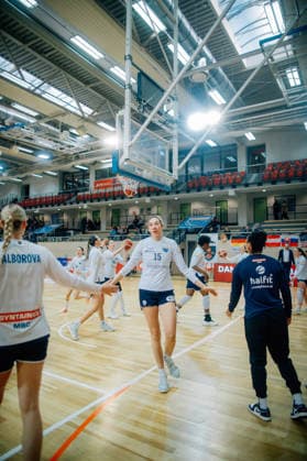 BB-1BL Damen Syntainics MBC Lions - BC Pharmaserv Marburg Sona Svetlikova (GISA Lions MBC) waehrend der Saison 2025-2026 im Halbfinale Playoff im Spiel 1 von 5 in der DBBL Toyota Bundesliga Syntainics MBC Lions und BC Pharmaserv Marburg in der SWH Arena am 11. April 2026 in Halle Saale, Sachsen Anhalt, Deutschland