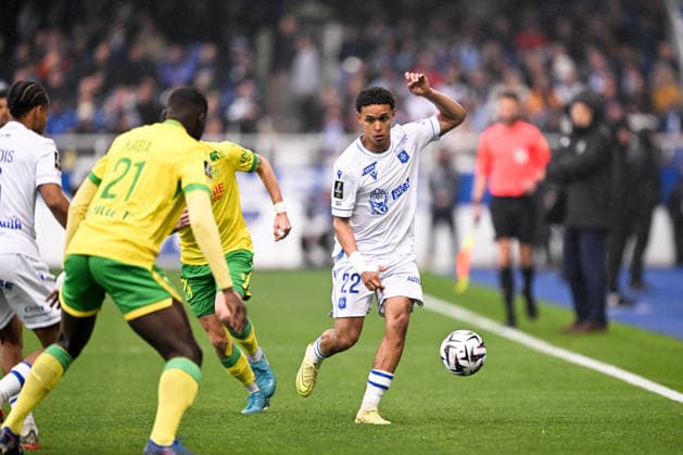 AJ Auxerre v FC Nantes - Ligue 1 McDonald s 2025 2026 22 Fredrik OPPEGARD (aja) during the Ligue 1 McDonald s match between Auxerre and Nantes at Stade Abbe Deschamps on April 11, 2026 in Auxerre, France. Auxerre France  Copyright: xFEPx 776348346