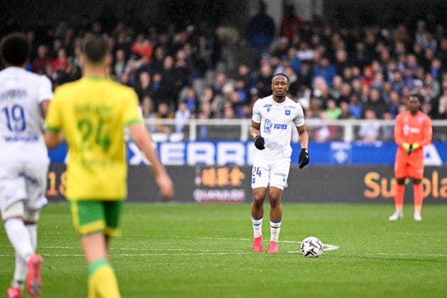 AJ Auxerre v FC Nantes - Ligue 1 McDonald s 2025 2026 24 Bryan OKOH (aja) during the Ligue 1 McDonald s match between Auxerre and Nantes at Stade Abbe Deschamps on April 11, 2026 in Auxerre, France. Auxerre France  Copyright: xFEPx 776348346