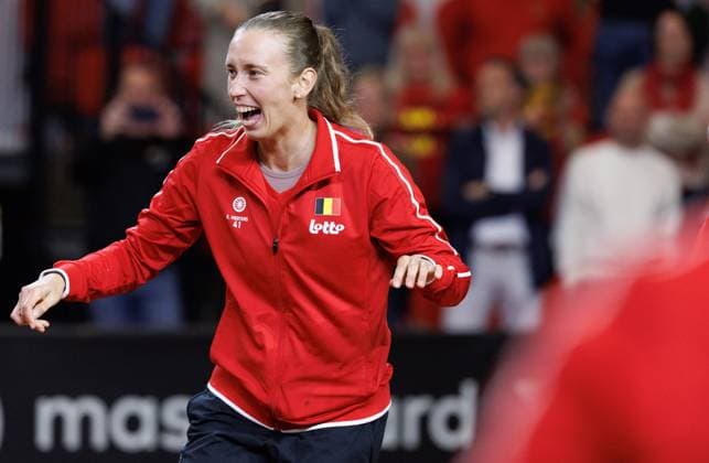 Belgian Elise Mertens celebrates after the fourth game between Belgian Minnen and US Jovic on the second day of the qualifiers of the Billie Jean King Cup tennis between Belgium and the USA, in Oostende, Belgium, on Saturday 11 April 2026. The meeting takes place on 10 and 11th April. PHOTO BENOITxDOPPAGNE  x170494783x