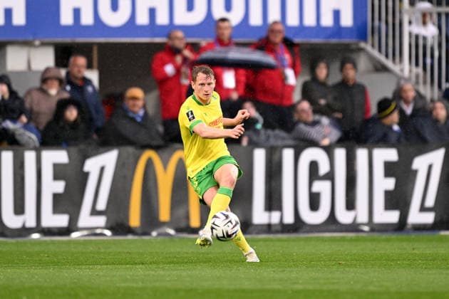 AJ Auxerre v FC Nantes - Ligue 1 McDonald s 2025 2026 03 Nicolas COZZA (fcn) during the Ligue 1 McDonald s match between Auxerre and Nantes at Stade Abbe Deschamps on April 11, 2026 in Auxerre, France. Auxerre France  Copyright: xFEPx 776348346
