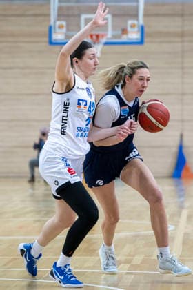 Toyota DBBL 2025 2026 - Syntainics MBC vs.BC Marburg Blue Dolphins Playoff Halbfinale, Game 1 Halle Saale, Deutschland 11.April 2026: Im Bild:v.li.Mia Heide (Marburg) und Sona Svetlikova (Halle) Halle Saale swh.Arena Sachsen-Anhalt Deutschland