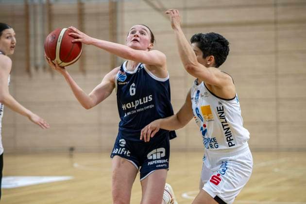 Toyota DBBL 2025 2026 - Syntainics MBC vs.BC Marburg Blue Dolphins Playoff Halbfinale, Game 1 Halle Saale, Deutschland 11.April 2026: Im Bild:v.li.Nicole Brochlitz (Halle) und Ana Raimundo (Marburg) Halle Saale swh.Arena Sachsen-Anhalt Deutschland