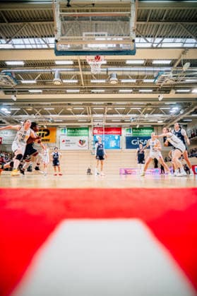 BB-1BL Damen Syntainics MBC Lions - BC Pharmaserv Marburg Katelyn Shumate (GISA Lions MBC) beim Freiwurf waehrend der Saison 2025-2026 im Halbfinale Playoff im Spiel 1 von 5 in der DBBL Toyota Bundesliga Syntainics MBC Lions und BC Pharmaserv Marburg in der SWH Arena am 11. April 2026 in Halle Saale, Sachsen Anhalt, Deutschland
