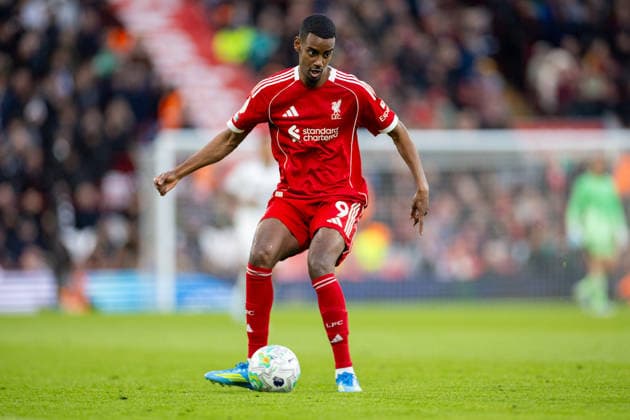 Football - FA Premier League - Liverpool FC v Fulham FC LIVERPOOL, ENGLAND - Saturday, April 11, 2026: Liverpool s Alexander Isak during the FA Premier League match between Liverpool FC and Fulham FC at Anfield. (Photo by David Rawcliffe Propaganda) LIVERPOOL Anfield MERSEYSIDE ENGLAND  Copyright: xDavidxRawcliffex P2026-04-11-Liverpool_Fulham-97