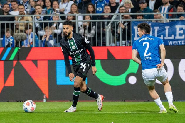 2. Bundesliga: SV Darmstadt 98 vs Hannover 96, 11.04.2026 Am Ball Elias Saad (Hannover 96, 24) 2. Bundesliga: SV Darmstadt 98 vs Hannover 96, Merck-Stadion am Böllenfalltor, 11.04.2026 DFB DFL REGULATIONS PROHIBIT ANY USE OF PHOTOGRAPHS AS IMAGE SEQUENCES AND OR QUASI-VIDEO.